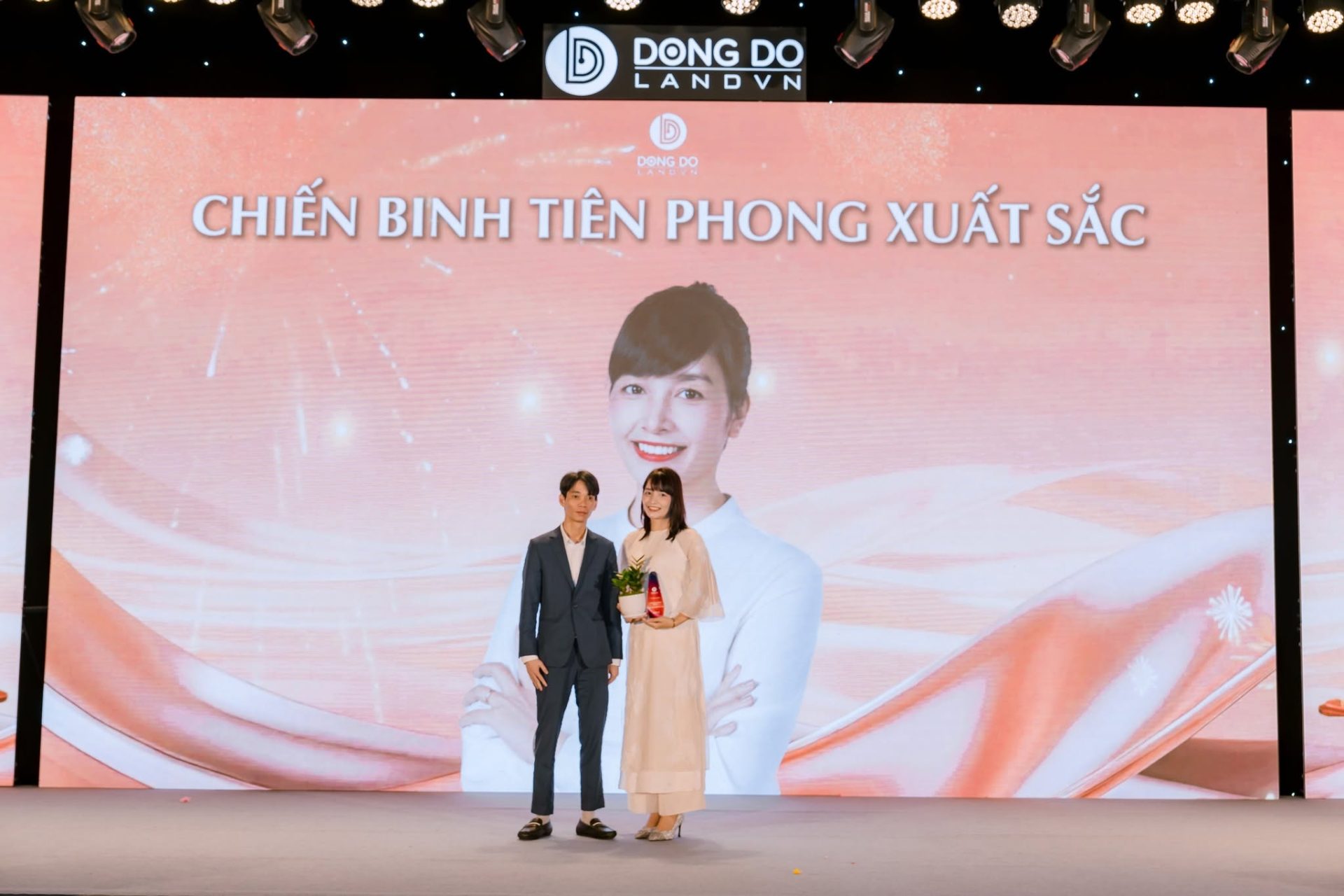 dong do land year end party 2025 010 scaled